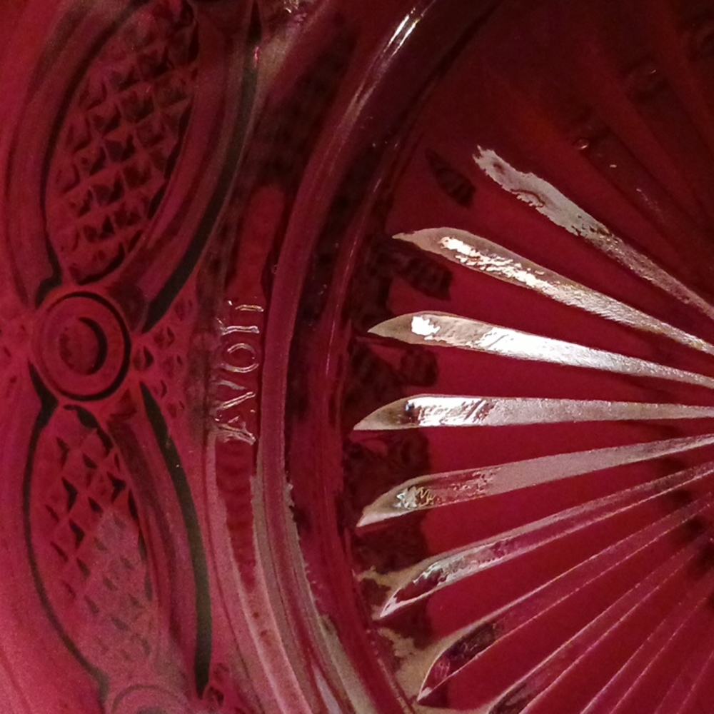 Avon Cape Cod ruby red saucer - Picture 3 of 3